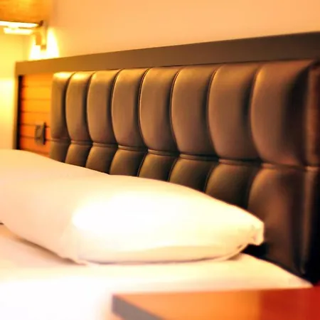 Briker Hotel Tirana